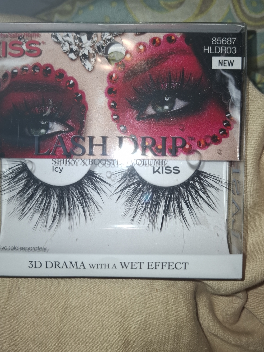 Brand NEW KISS Lash Drip 3D Drama False Lashes in Icy